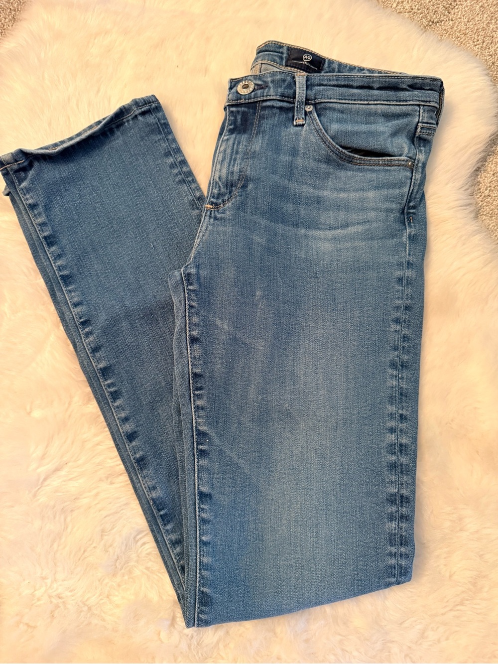 AG The Harper Essential Straight Jeans